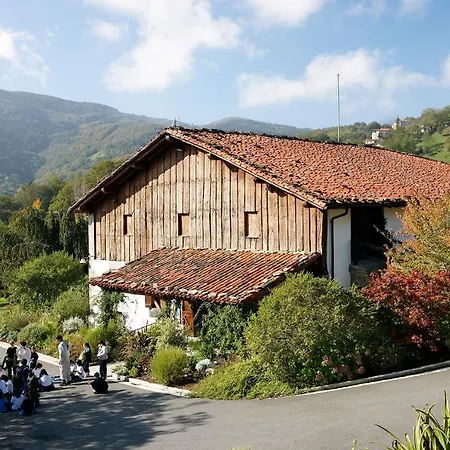 Aterian Gaztelu 扎鲁亚斯